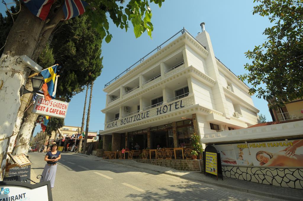 Aura Hotel Side Exterior foto